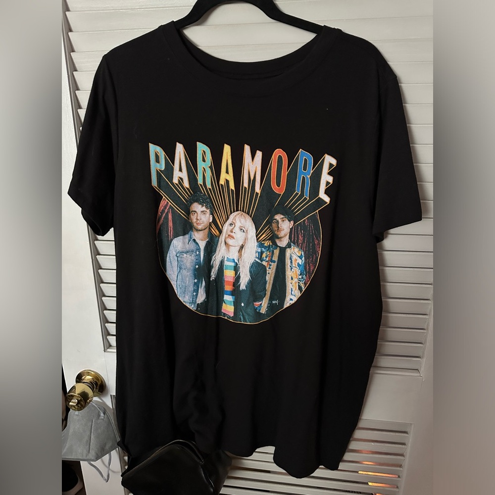 Paramore shirt